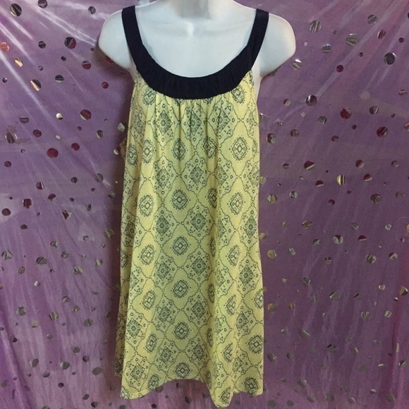 Small Printed Shift Dress - Picture 2 of 2